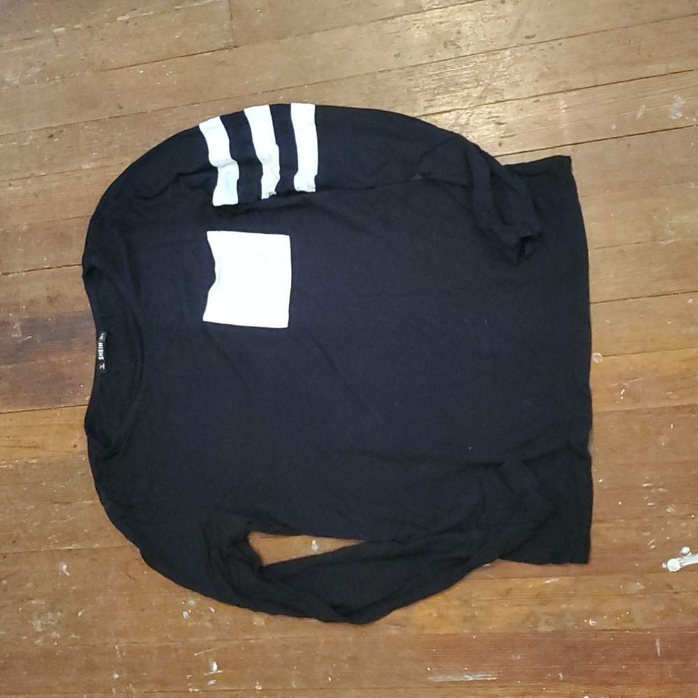 CLOSET CLOSING 7/31 SHEIN long sleeve athlete shirt small